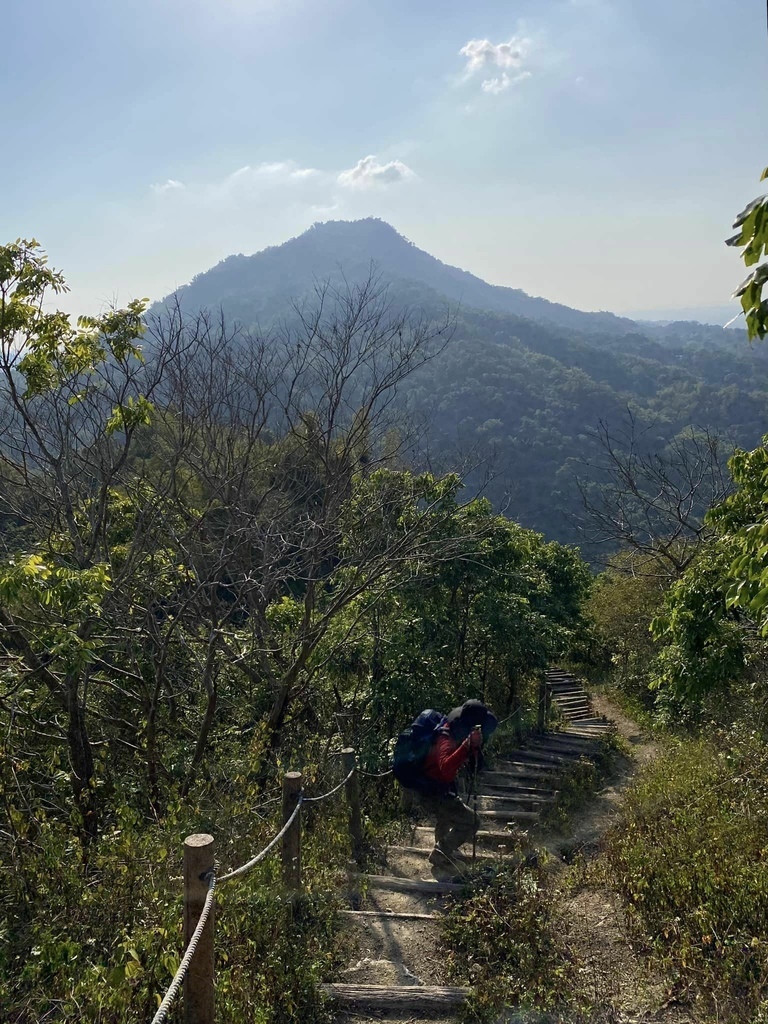 【高雄甲仙】六義山登山步道(紫霞登山口-觀湖平台來回)