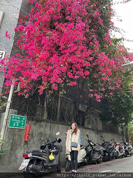 【台北赤峰街/季節限定】限時滿開的天然花藝,經過赤峰街快收藏起來。