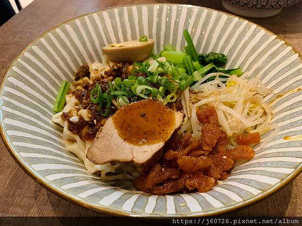 【台北/美食】捷運台北車站美食-老台客食麵★特製椒麻拌麵,喜歡麻勝過辣的朋友千萬別錯過了(附菜單)