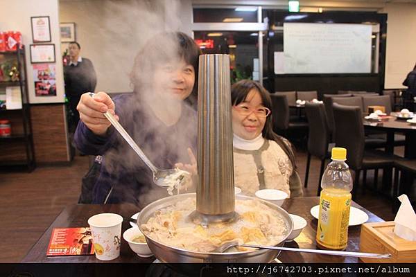 新莊劉家酸菜白肉鍋 (80).JPG