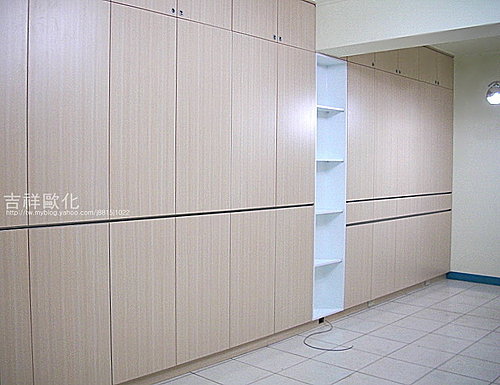 511908318.jpg