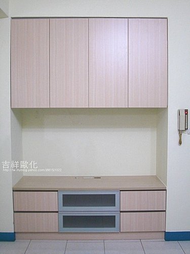 511907596.jpg