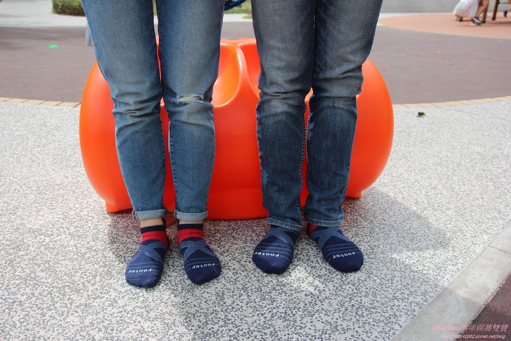 Footer9-2.JPG Footer9-2.JPG