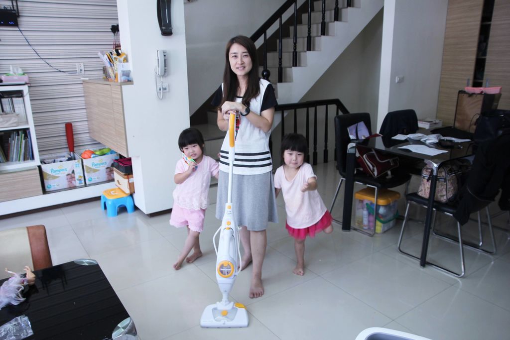 morphy richards 12合1複合式蒸氣拖把23.JPG morphy richards 12合1複合式蒸氣拖把23.JPG