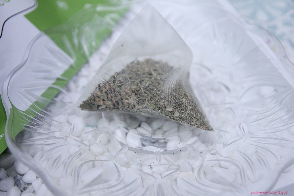 花現彩蝶花草茶5-2.JPG