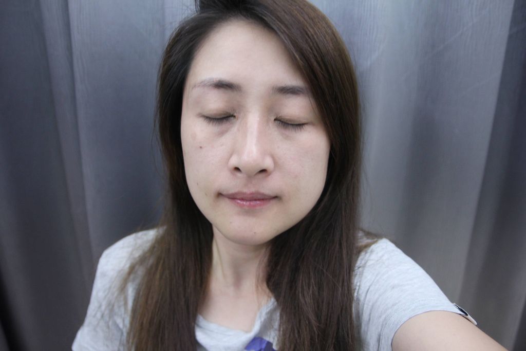 伊麗莎白雅頓艾地苯煥采新生安瓶26-10-13.JPG 伊麗莎白雅頓艾地苯煥采新生安瓶26-10-13.JPG
