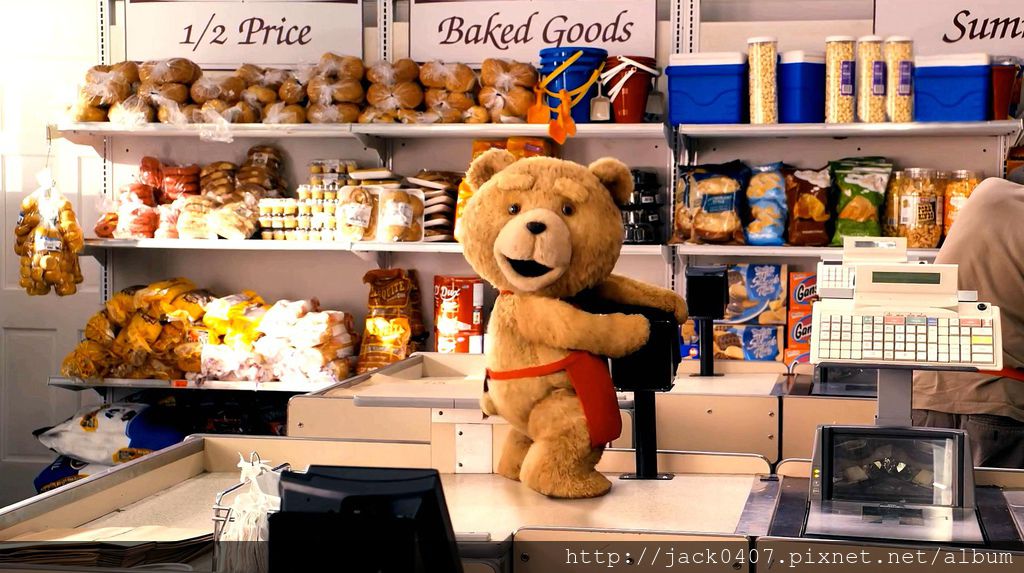 Ted_Movie_Photo_07