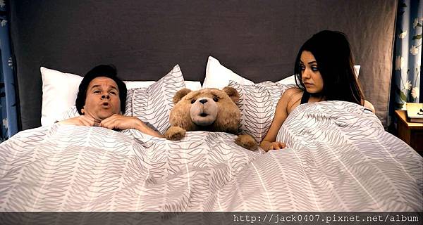 Ted_Movie_Photo_12