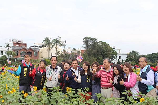 tn_2013.11.22平鎮市102年度種植景觀綠肥作物成果觀摩活動(2)