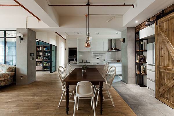 Interior-06.jpg Interior-06.jpg