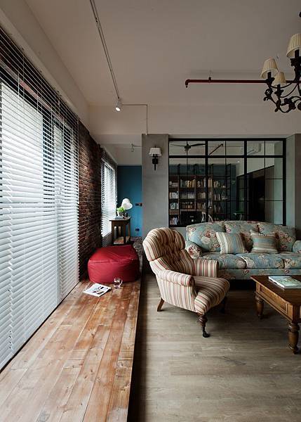 Interior-14.jpg Interior-14.jpg