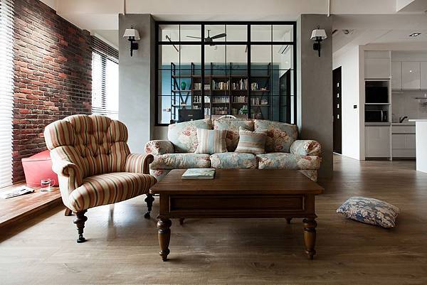 Interior-19.jpg Interior-19.jpg