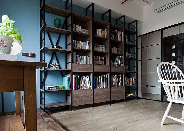 Interior-32.jpg Interior-32.jpg