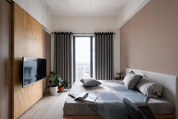 Interiors-14.jpg Interiors-14.jpg