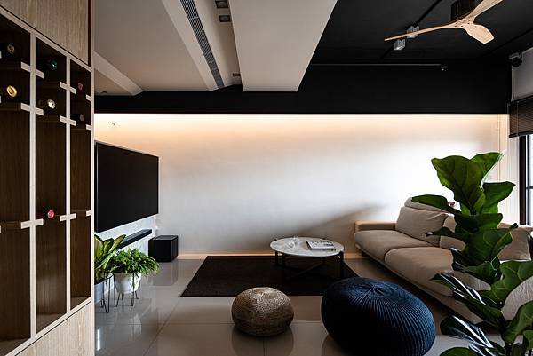 Interiors-07.jpg Interiors-07.jpg