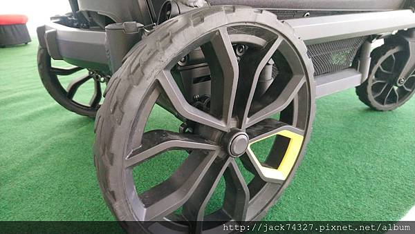 DSC_0106.JPG DSC_0106.JPG