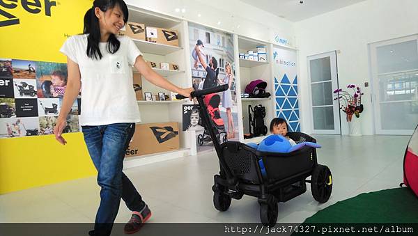 DSC_0243.JPG DSC_0243.JPG