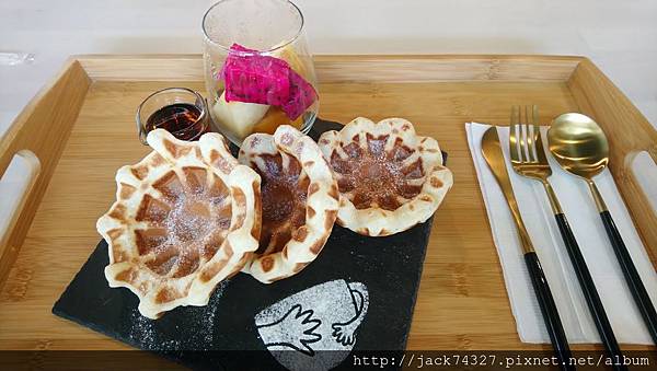 DSC_0457.JPG DSC_0457.JPG