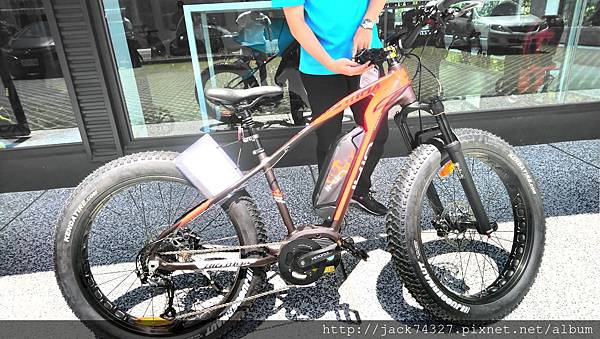 DSC_0530.JPG DSC_0530.JPG