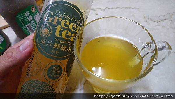 DSC_0972.JPG DSC_0972.JPG