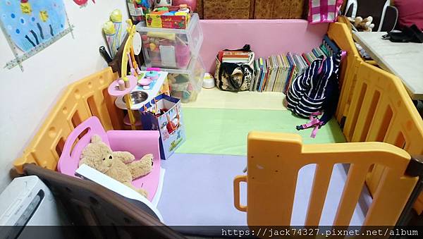 DSC_0106.JPG DSC_0106.JPG