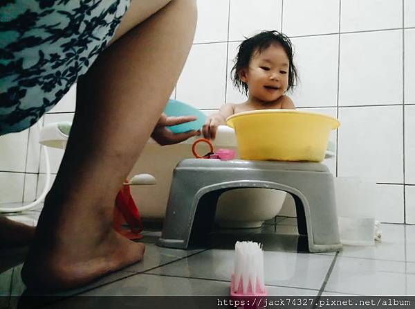 69891999_406773299974455_3980040764640985088_n (1).jpg