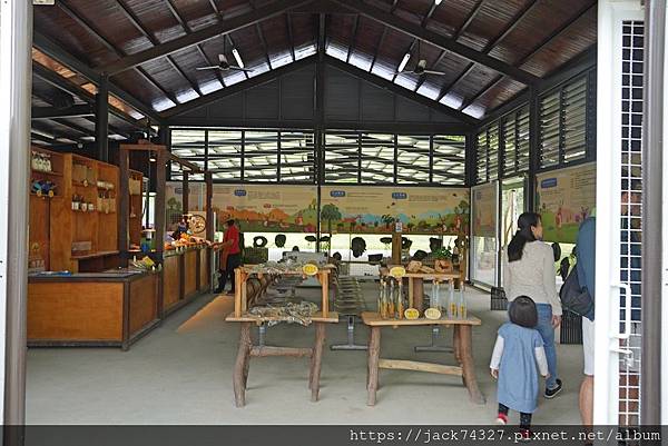 DSC09933.jpg DSC09933.jpg