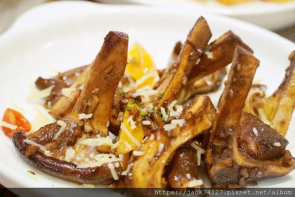 DSC01143.jpg DSC01143.jpg