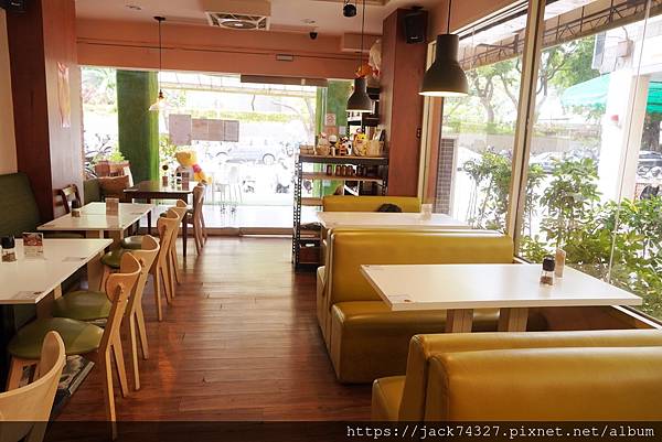 DSC06058.jpg DSC06058.jpg