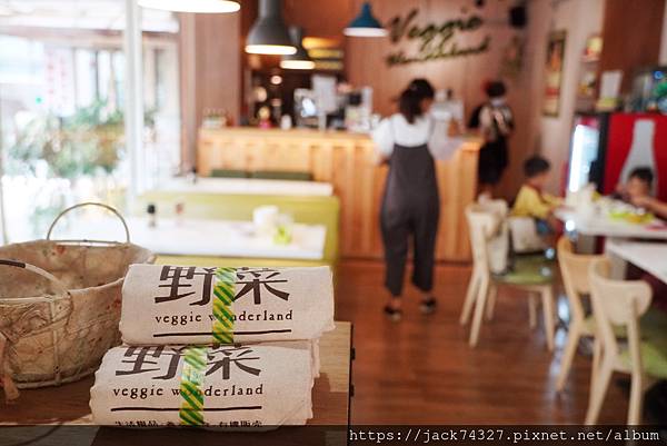 DSC06070.jpg DSC06070.jpg