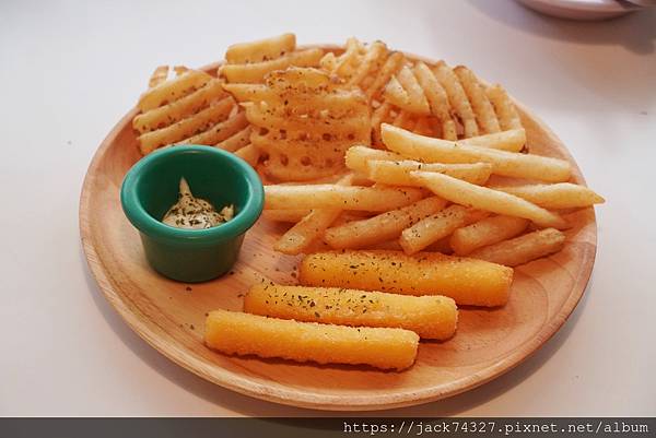 DSC06090.jpg DSC06090.jpg