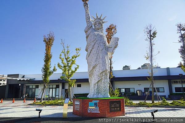 DSC05765.jpg DSC05765.jpg