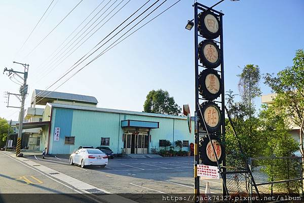 {台中美食}田寮農莊、台中南屯、寵物友善、景觀餐廳 {台中美食}田寮農莊、台中南屯、寵物友善、景觀餐廳