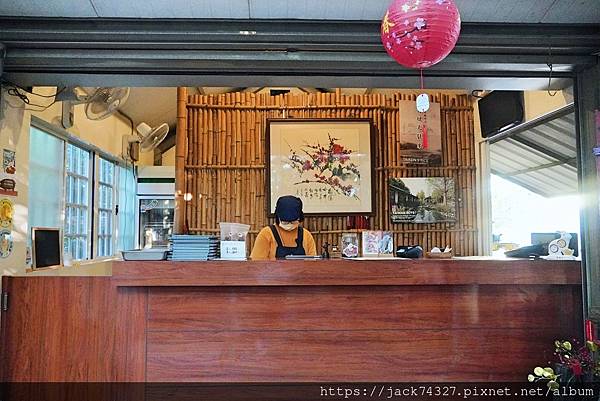 {台中美食}田寮農莊、台中南屯、寵物友善、景觀餐廳 {台中美食}田寮農莊、台中南屯、寵物友善、景觀餐廳