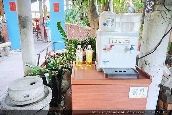 {台中美食}田寮農莊、台中南屯、寵物友善、景觀餐廳 {台中美食}田寮農莊、台中南屯、寵物友善、景觀餐廳