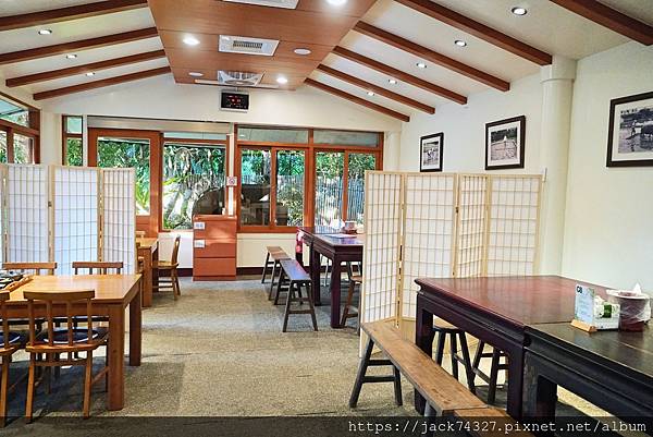 {台中美食}田寮農莊、台中南屯、寵物友善、景觀餐廳 {台中美食}田寮農莊、台中南屯、寵物友善、景觀餐廳