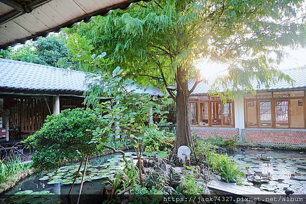 {台中美食}田寮農莊、台中南屯、寵物友善、景觀餐廳 {台中美食}田寮農莊、台中南屯、寵物友善、景觀餐廳