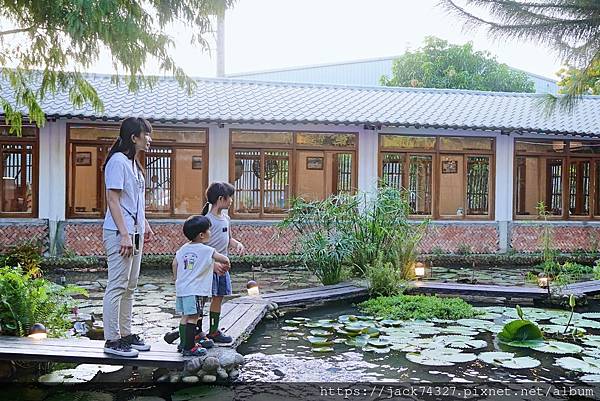 {台中美食}田寮農莊、台中南屯、寵物友善、景觀餐廳 {台中美食}田寮農莊、台中南屯、寵物友善、景觀餐廳