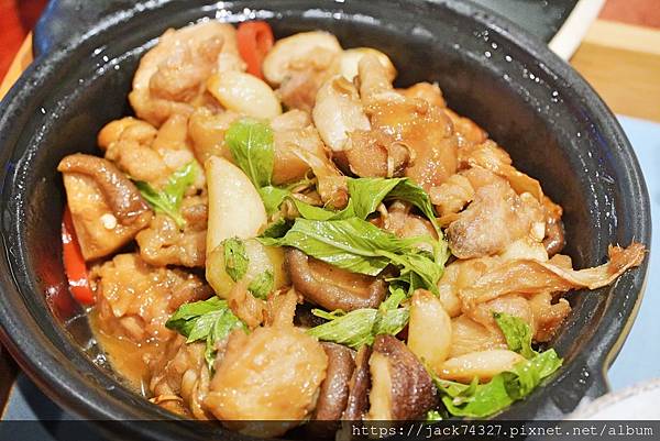 {台中美食}田寮農莊、台中南屯、寵物友善、景觀餐廳 {台中美食}田寮農莊、台中南屯、寵物友善、景觀餐廳