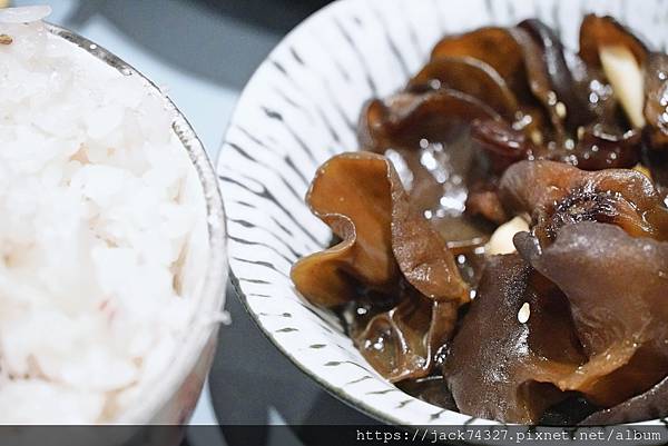 {台中美食}田寮農莊、台中南屯、寵物友善、景觀餐廳 {台中美食}田寮農莊、台中南屯、寵物友善、景觀餐廳