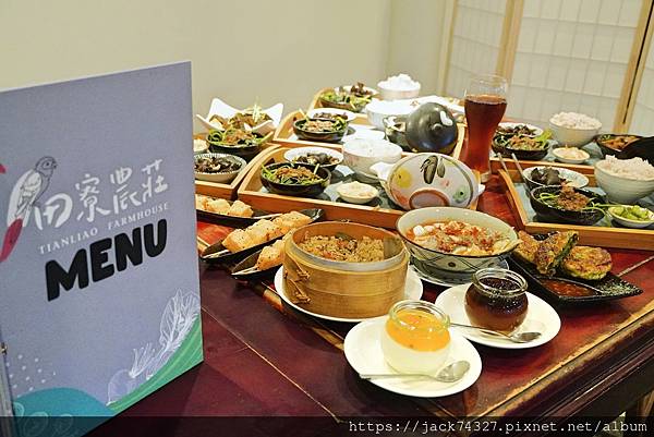 {台中美食}田寮農莊、台中南屯、寵物友善、景觀餐廳 {台中美食}田寮農莊、台中南屯、寵物友善、景觀餐廳