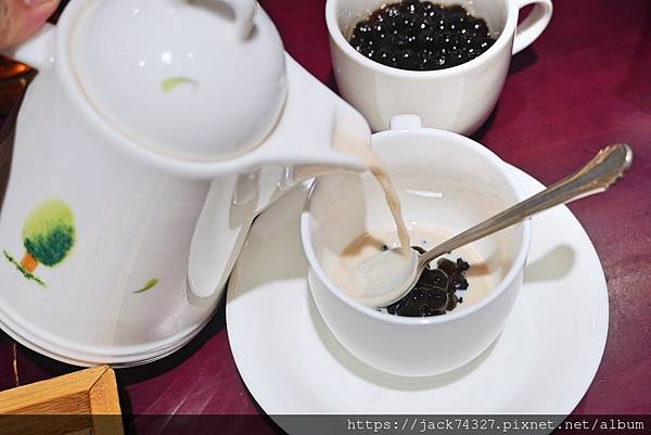 {台中美食}田寮農莊、台中南屯、寵物友善、景觀餐廳 {台中美食}田寮農莊、台中南屯、寵物友善、景觀餐廳