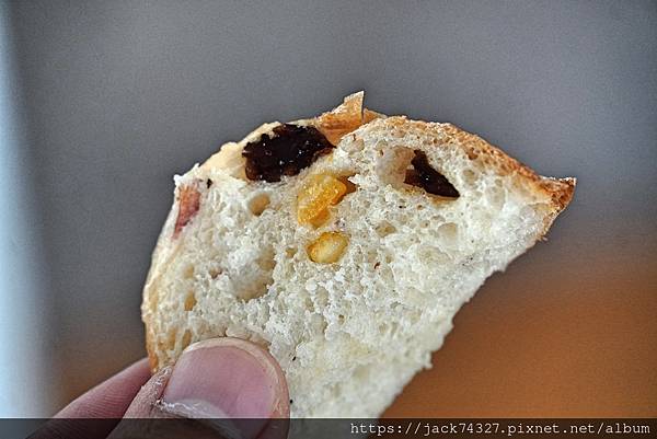 {南投美食}竹山必吃美食:「大和窯烤麵包」,採用無油、無奶、 {南投美食}竹山必吃美食:「大和窯烤麵包」,採用無油、無奶、