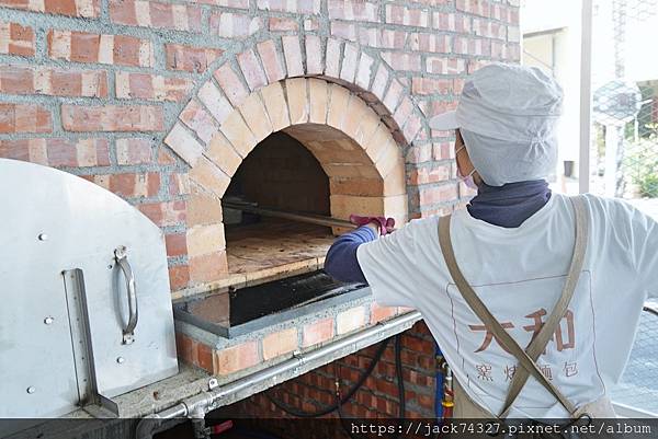 {南投美食}竹山必吃美食:「大和窯烤麵包」,採用無油、無奶、 {南投美食}竹山必吃美食:「大和窯烤麵包」,採用無油、無奶、