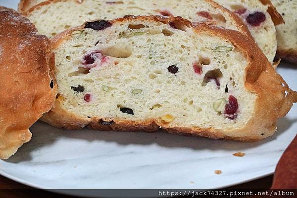 {南投美食}竹山必吃美食:「大和窯烤麵包」,採用無油、無奶、 {南投美食}竹山必吃美食:「大和窯烤麵包」,採用無油、無奶、