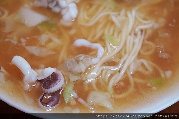 {雲林美食}怪人花枝鱔魚麵| {雲林美食}怪人花枝鱔魚麵|