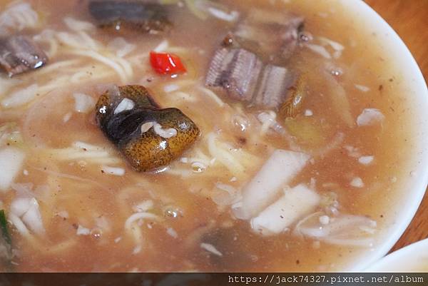 {雲林美食}怪人花枝鱔魚麵| {雲林美食}怪人花枝鱔魚麵|