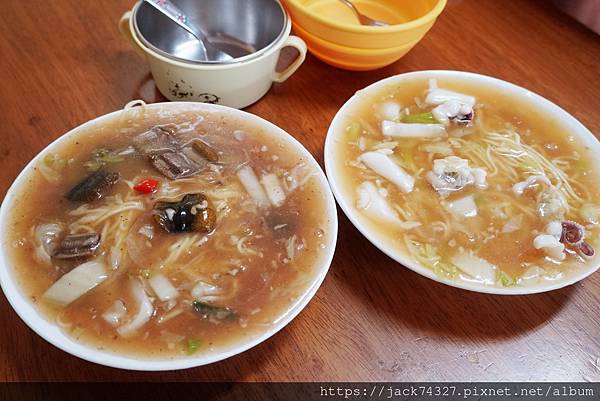 {雲林美食}怪人花枝鱔魚麵| {雲林美食}怪人花枝鱔魚麵|