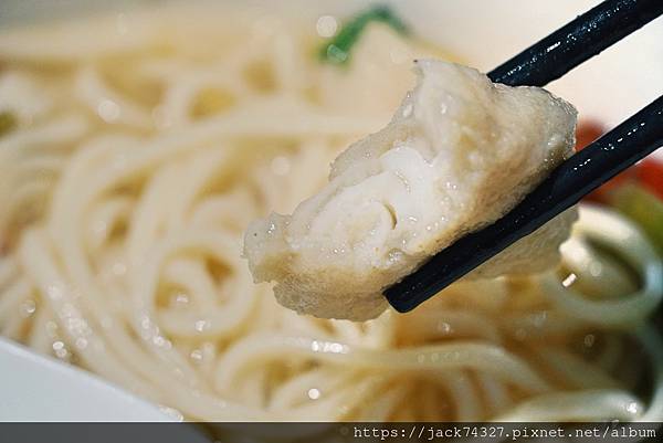 {台中美食}墨竹亭/燃麵本家