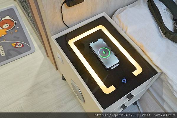 {苗栗住宿}南庄歡樂星球民宿,星球主題親子房境乾淨舒適,還有